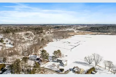 97 Hawthorne Ln, Concord, MA 01742 - Photo 13