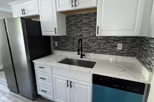 86 Alden St, Springfield, MA 01109 - Photo 5