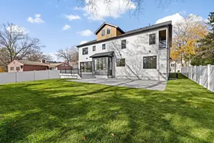 36 Roland St, Newton, MA 02461 - Photo 39