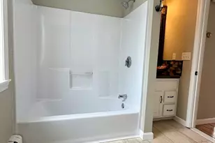 229 Franklin St, Fall River, MA 02720 - Photo 9