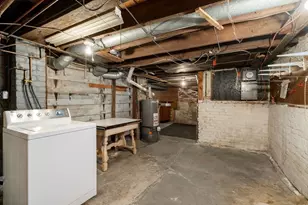 25 Dubois St, Westfield, MA 01085 - Photo 27