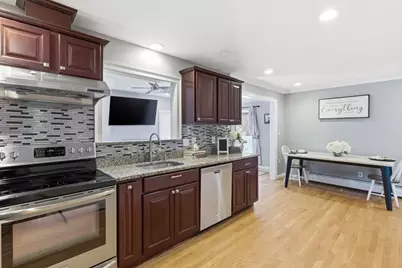 18 Erhardt Ter, Methuen, MA 01844 - Photo 5