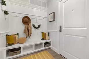 320 Middlesex Ave, Medford, MA 02155 - Photo 3