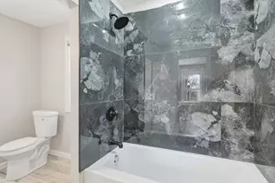 81 Chestnut St, West Springfield, MA 01089 - Photo 25