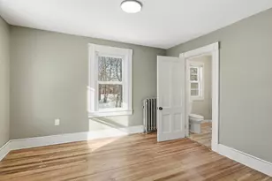 81 Chestnut St, West Springfield, MA 01089 - Photo 15