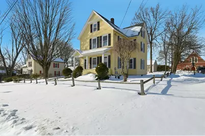 81 Chestnut St, West Springfield, MA 01089 - Photo 3