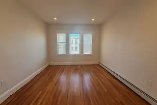 19 Thornton St, Revere, MA 02151 - Photo 5