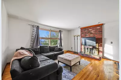 16 Leona Dr, Pittsfield, MA 01201 - Photo 3