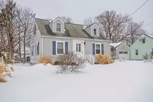 70 Chateaugay St, Chicopee, MA 01020 - Photo 17