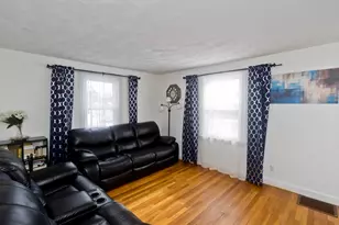 70 Chateaugay St, Chicopee, MA 01020 - Photo 7