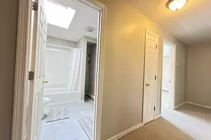 266 Massasoit Rd, Worcester, MA 01605 - Photo 11