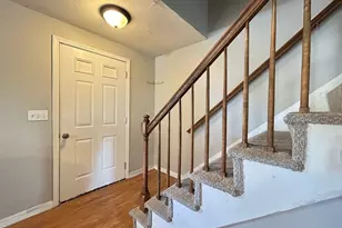 266 Massasoit Rd, Worcester, MA 01605 - Photo 9