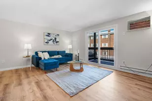 39 Pleasant St, Northborough, MA 01532 - Photo 3