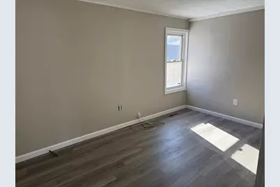 4 Broad Street, South Hadley, MA 01075 - Photo 9