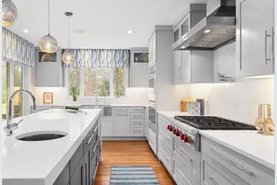 18 High St, Dartmouth, MA 02748 - Photo 11