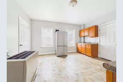 92 Rockland St, New Bedford, MA 02740 - Photo 7