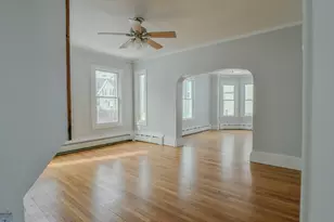 74 Locust St, New Bedford, MA 02740 - Photo 11