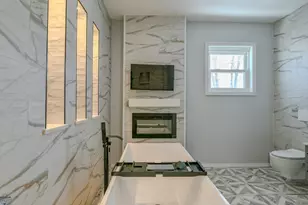 74 Locust St, New Bedford, MA 02740 - Photo 23