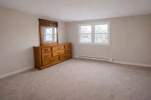 22 Maple Ave, Danvers, MA 01923 - Photo 3