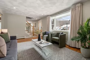 25 Shadow Rd, Melrose, MA 02176 - Photo 7