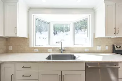 162 Mayfair Dr, Westwood, MA 02090 - Photo 5