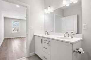 320 Middlesex Ave, Medford, MA 02155 - Photo 17