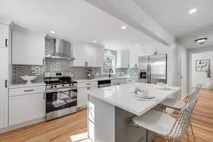 150 Grove St, Reading, MA 01867 - Photo 3