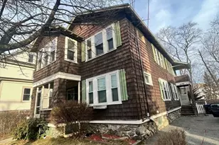 147 Oakland Ave, Methuen, MA 01844 - Photo 1