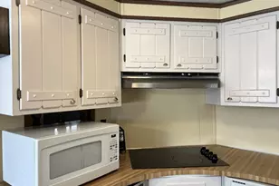 16 1st Ave, Westfield, MA 01085 - Photo 17