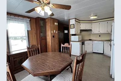 16 First Avenue, Westfield, MA 01085 - Photo 15