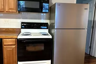 33 Thomas St, Southbridge, MA 01550 - Photo 3