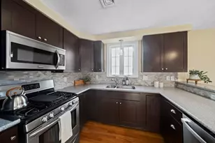 46 Sunnyside St, Boston, MA 02136 - Photo 7