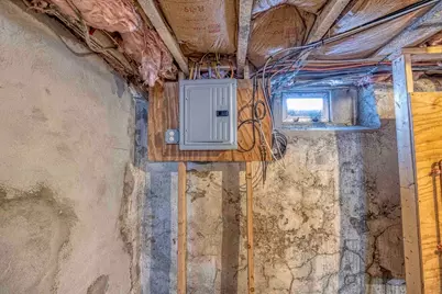 12 Beacon St, Taunton, MA 02780 - Photo 23