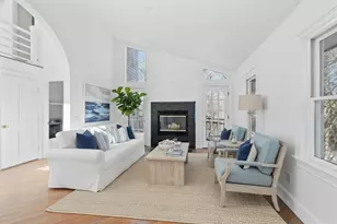 86 Harry Kemp Wy, Provincetown, MA 02657 - Photo 5