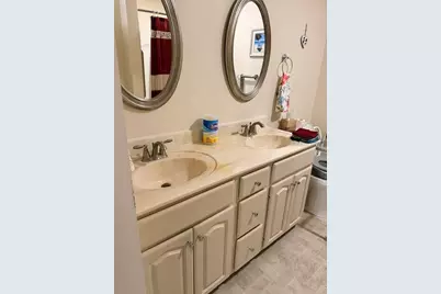 214 Alvord Pl #214, South Hadley, MA 01075 - Photo 5