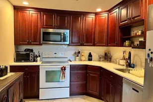 112 Washington Park, Newton, MA 02460 - Photo 3