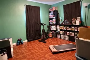 133 Ardsley Cir, Brockton, MA 02302 - Photo 9