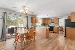 8 Liberty Rd, Medway, MA 02053 - Photo 7