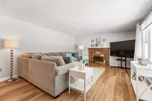 8 Liberty Rd, Medway, MA 02053 - Photo 9