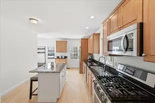 213 Pleasant St, Norwood, MA 02062 - Photo 17