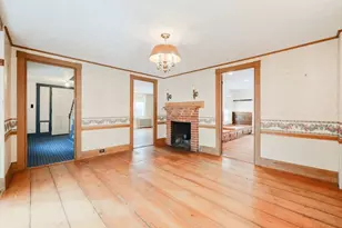 8 Winthrop St, Medway, MA 02053 - Photo 15