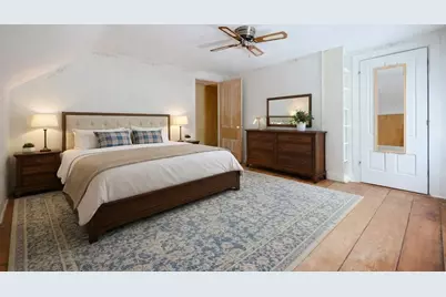 8 Winthrop St, Medway, MA 02053 - Photo 25