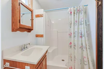 8 Winthrop St, Medway, MA 02053 - Photo 19