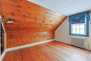 8 Winthrop St, Medway, MA 02053 - Photo 31