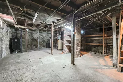 8 Winthrop St, Medway, MA 02053 - Photo 37