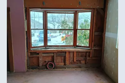 9 Olive St, Ashland, MA 01721 - Photo 5
