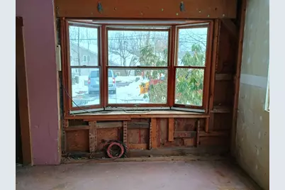 9 Olive St, Ashland, MA 01721 - Photo 5