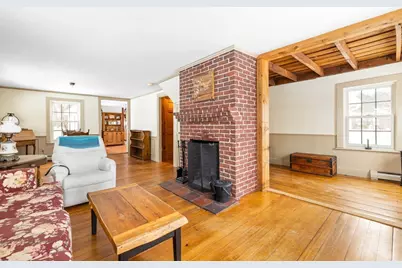 8 Washington St, Mendon, MA 01756 - Photo 7