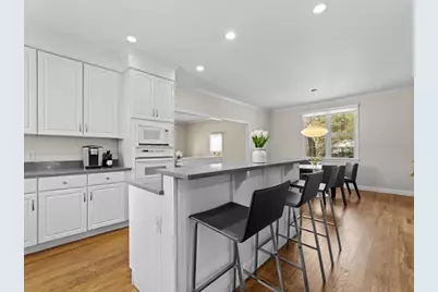 24 Moseley Avenue, Needham, MA 02492 - Photo 7