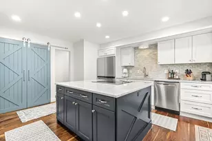 2 Phillips Pond Rd, Natick, MA 01760 - Photo 9